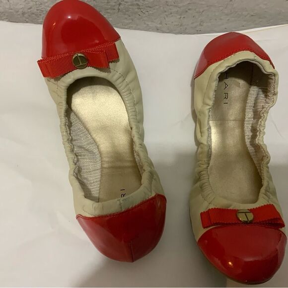 Tahari Gibson Red & Cream Ballet Flats Size 6 - Picture 4 of 6
